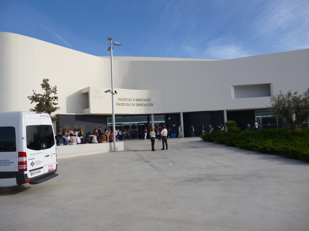 CAFETERIA-FACULTAD-DE-EDUCACION-EN-UMH